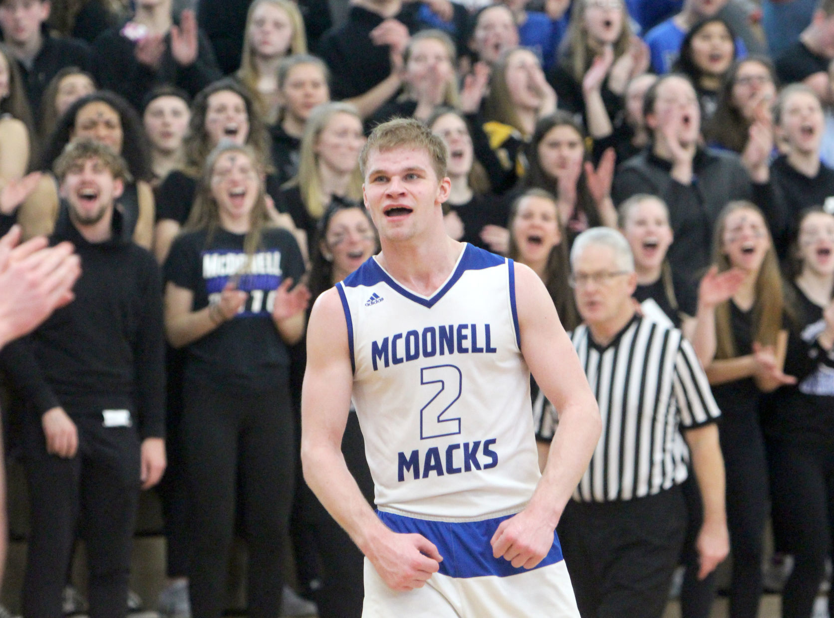 McDonell boys basketball vs Luck at Chi-Hi 3-9-19